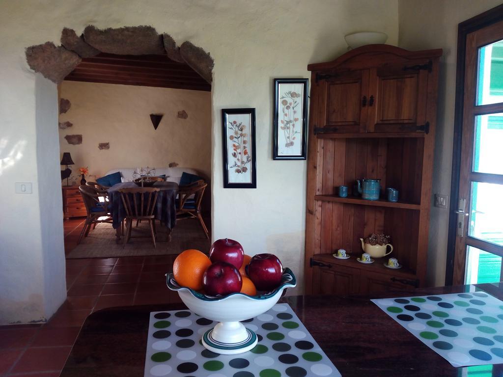 Villa El Perinque Femes Bagian luar foto